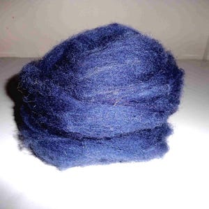 100g Hand-dyed Welsh Ewe Wool Tops in Royal Blue