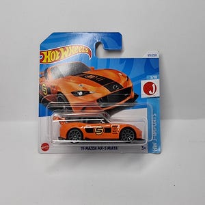 Hot Wheels 15 Mazda MX-5 Miata Laranja Cartão Curto