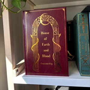 Crescent City Book 1  Book Cover Design, House of Earth and Blood, Sarah J Maas, PNG Book Cover Design, Cover Art, Bookbinding Design