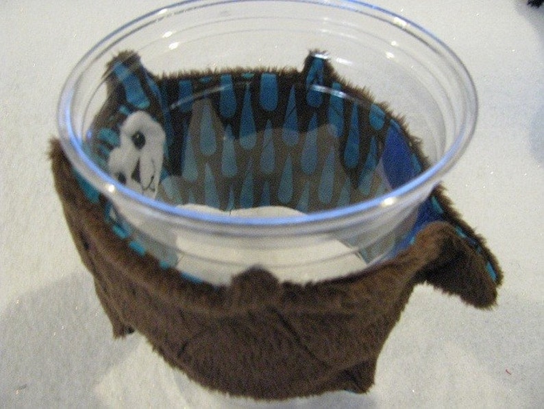 Rain on Brown Bat Coffee Cozy, Cup Sleeve, Stuffed Animal, Plushie Bild 4