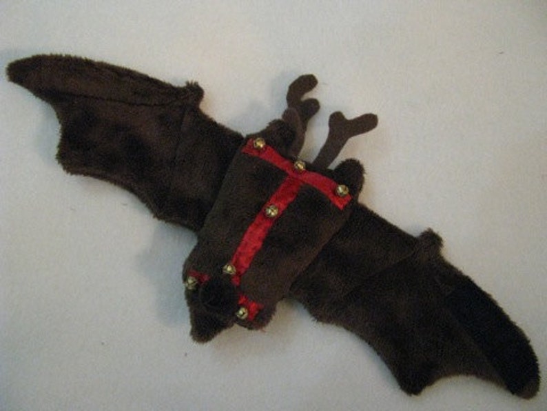 Reindeer Bat Cup Sleeve image 3