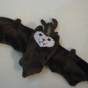 Reindeer Bat Cup Sleeve image 2