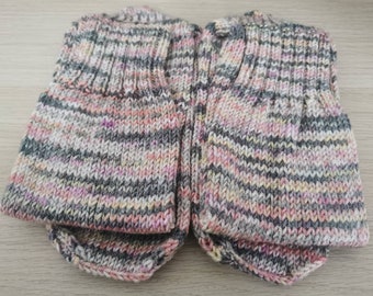 Unisex Knitted Socks ( UK Size 6-9) - Super warm :)