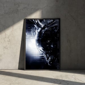 Op de afbeelding: Een ingelijste abstracte kunstprint met een donker, wervelend ontwerp en heldere witte accenten. Het kunstwerk heeft een futuristische, digitale esthetiek, met scherpe en vage elementen. De print wordt weergegeven tegen een getextureerde grijze muur.