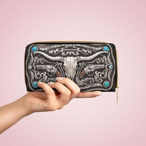 Cartera con cremallera Longhorn: diseño de hebilla de cinturón estilo western con detalles en turquesa y diamantes