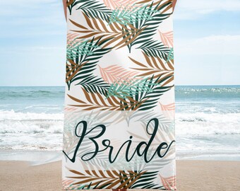 Bride Palm Leaf Beach Towel, Bridal Shower Gift for Bride, Tropical Bride Gift, Honeymoon Gift for Bride to Be, Beach Personalized Towel