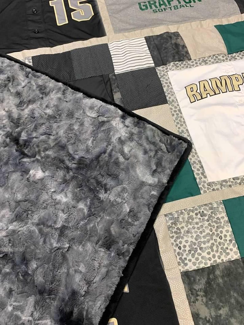 Mosaic Tshirt Blanket Memory Custom T-shirt into Quilt with Band Shirt Jersey Blanket Button up Baby Onesie Photo Handwriting