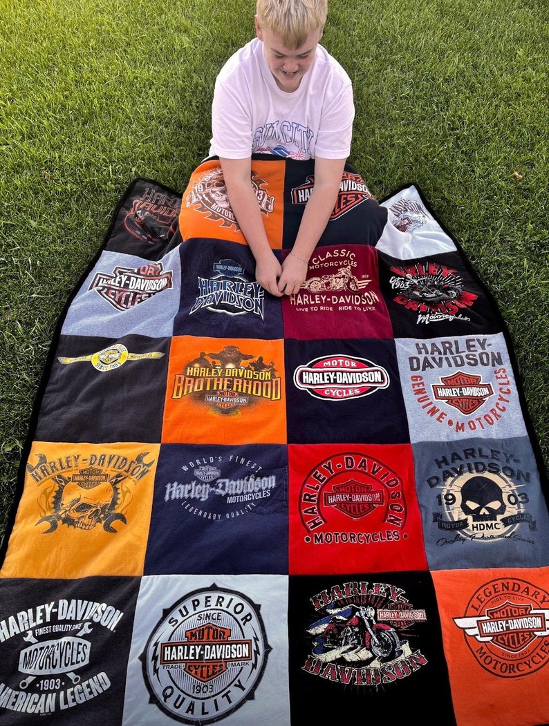 t shirt into blanket