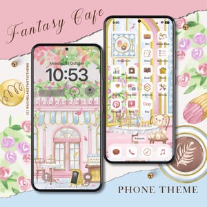 Könnte beinhalten: Ein rosa und weißer Telefonbildschirm mit einem Café-Thema. Der Hintergrund ist eine Aquarell-Illustration eines rosa Gebäudes mit einem Café-Vordach. Der Telefonbildschirm zeigt eine Uhr mit der Zeit 10:53, das Datum Montag, 21. Oktober, und verschiedene App-Symbole. Die Symbole sind in einem Raster angeordnet und umfassen Apps wie Mail, Google Maps, Notizen, Erinnerungen, Aktien, Apple Store, Bücher, Zuhause, Gesundheit, Übersetzen, Verknüpfungen, Einstellungen, Pinterest, Reels, Etsy und eine Suchleiste.