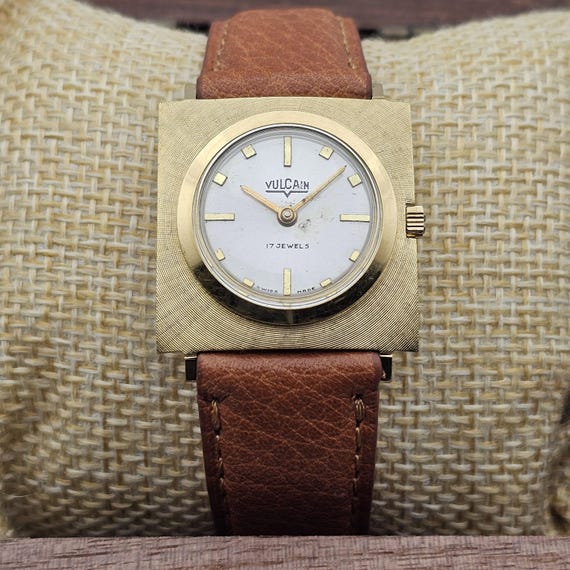 Vulcain cricket wrist watch Gem