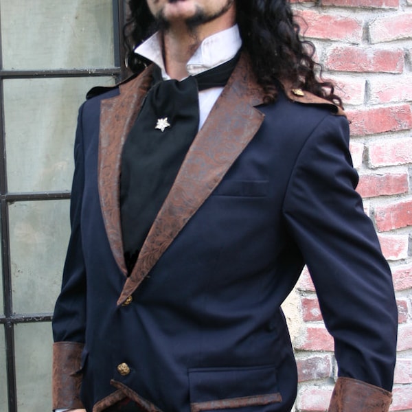 Upcylced Navy Blu e Marrone Tooled Pleather Applique Smoking Jacket