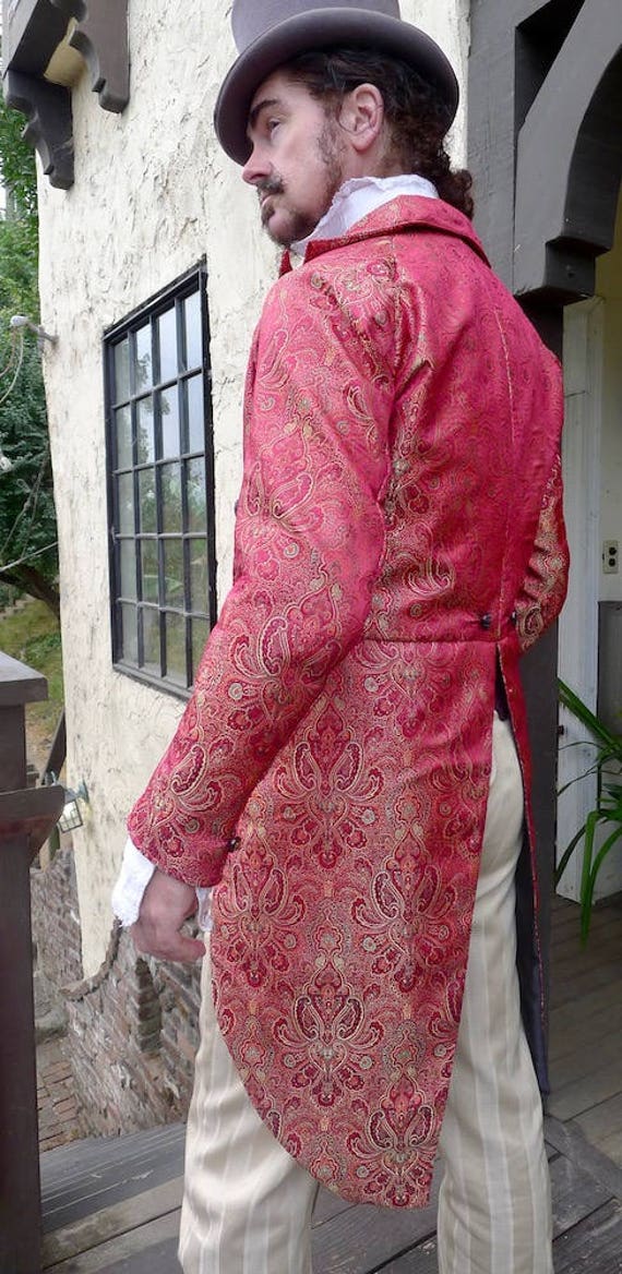 Rouge et or brocart de soie fleuri Cutaway robe Steampunk Cutaway fleuri machaon mariage veste d1d908 Rouge et or brocart de soie fleuri Cutaway robe Steampunk Cutaway fleuri machaon mariage veste d1d908