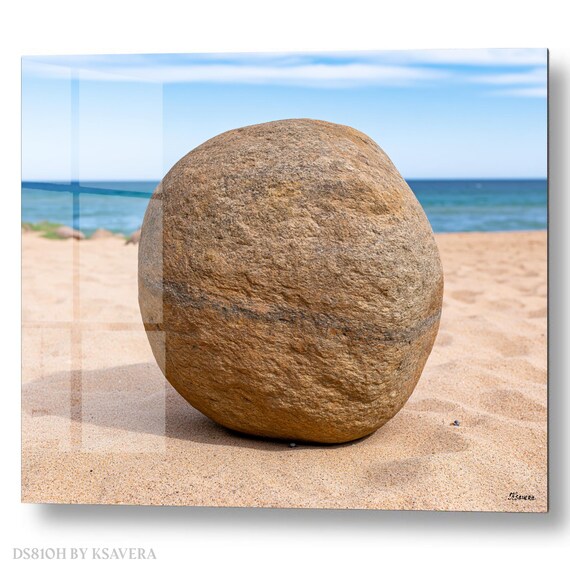Wall Art Print – Large Round Smooth Rock - Beach - Coastal Photography - acryl, metal, canvas – DS0810H