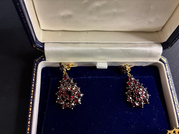 Sparkly Art Deco Garnet drop earrings