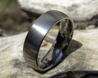 Titanium Ring Comfort Fit, Ladies, Mens, Wedding Band, Low/Thin Dome Profile