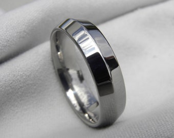 Knife Edge Titanium Ring - Wedding Band, Polished