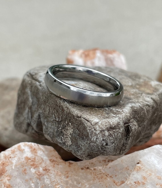 Simple Band Titanium Ring Wedding Anniversary 4mm US Size 8