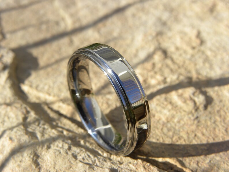 Polished Flat Stepped Edge Titanium Ring Wedding Band
