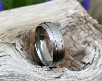 Titanium Men's Wedding Band: Brushed Finish, Grooved Design