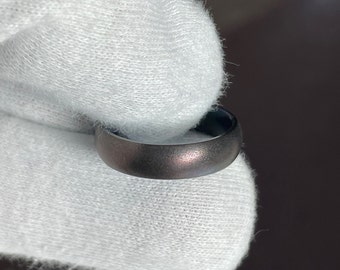 Heat Treated/Colored Titanium Ring, 5mm Dome, US size 6.75