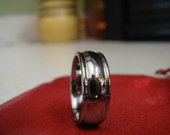 Polished Wedding Band, Titanium Ring, Beautiful Style