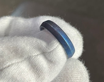 Heat Treated/Colored Titanium Ring, 5mm Width, Knife Edge, US size 8.5