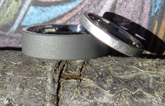 Etsy titanium ring outlet