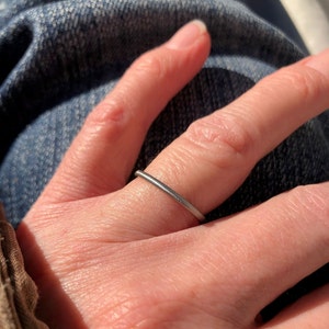 Ladies Petite Band, Titanium Ring, Stackable Ring, 1.5mm, Frosted, Minimalist Look
