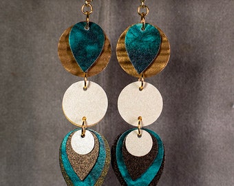 Unique paper earrings from beccasblend