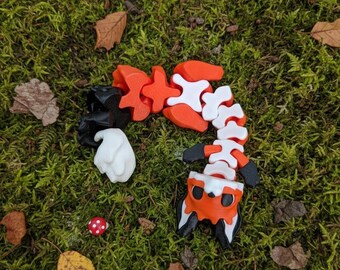 Yuna the Fox, 3D Printed Animal Fidget Toy, Articulated Desk Buddy