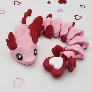 Cupid Snake | 3D Printed Multi Colors | Valentine's Day Kawaii Flexi | Layers in Green | Short Articulated Snake | Fidget Toy | V-Day Gift