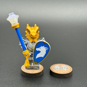 Wooden Gaming Sliders Minifigure Display for Lego Minifigures DND Gaming Display