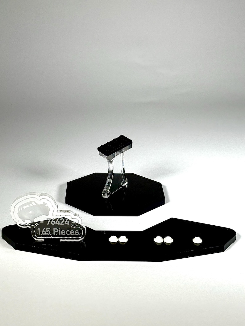 Display Stand designed for LEGO® Harry Potter Flying Ford Anglia™ 76424 image 6