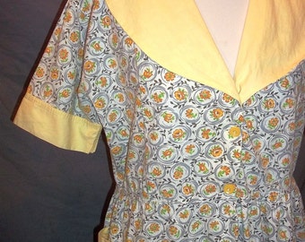 Yellow Floral Feedsack Short Apron Dress Smock Top B42 M L vintage 30s-40s