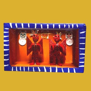 Nicho Pequeño con Diablitos Diablos de México - Estilo Día de los Muertos