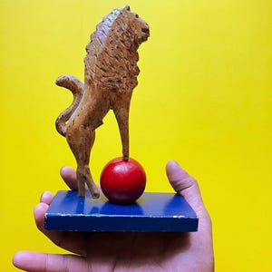 Antique Carved Wood Rampant Lion – Folk Art Heraldic Sculpture Fragment on Painted Base