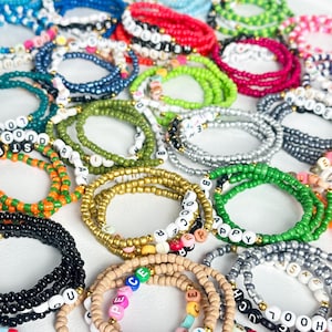 1-25-50-100-200-1000 Individuelles Freundschaftsarmband, Bulk-Armband, Personalisiertes Namensarmband, Perlenarmband, Individuelles