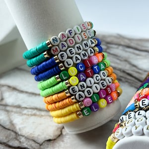 Custom Name Beaded Bracelet: Personalized Friendship Gift