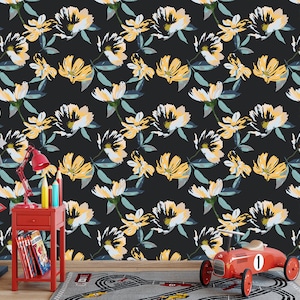 Papel de parede elegante com padrão floral amarelo, decoração de parede botânica moderna, design de flores em fundo escuro, papel de parede removível e adesivo de alta qualidade