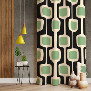Cortinas de estilo retro: tonos verdes, cortinas modernas de mediados de siglo para sala de estar.