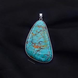 DAVIDHEESHEE Contemporary Minimalist Style Turquoise Sterling Silver Handmade Statement Pendant Necklace | Number 8 Turquoise Jewelry