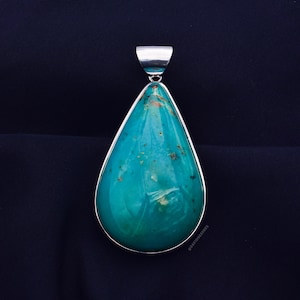 DAVIDHEESHEE Contemporary Minimalist Style Turquoise Sterling Silver Handmade Statement Pendant Necklace | Blue Gem Turquoise Jewelry