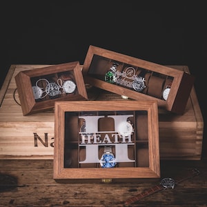 Gepersonaliseerde houten horlogedoos, cadeau voor mannen, gegraveerde horlogehouder, verjaardagscadeau voor hem, valentijnscadeau, cadeau vriendje, jubileumcadeau