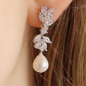 Genuine AAA Pearl and crystal Cubic Zirconia  Drop Post Dangle Earrings