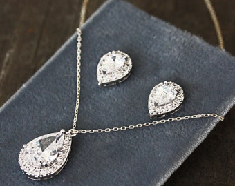 Bridal Teardrop Cubic Zirconia Pendant Necklace and Earring Set, Bridesmaid Jewelry Set, Crystal Teardrop Wedding Jewelry