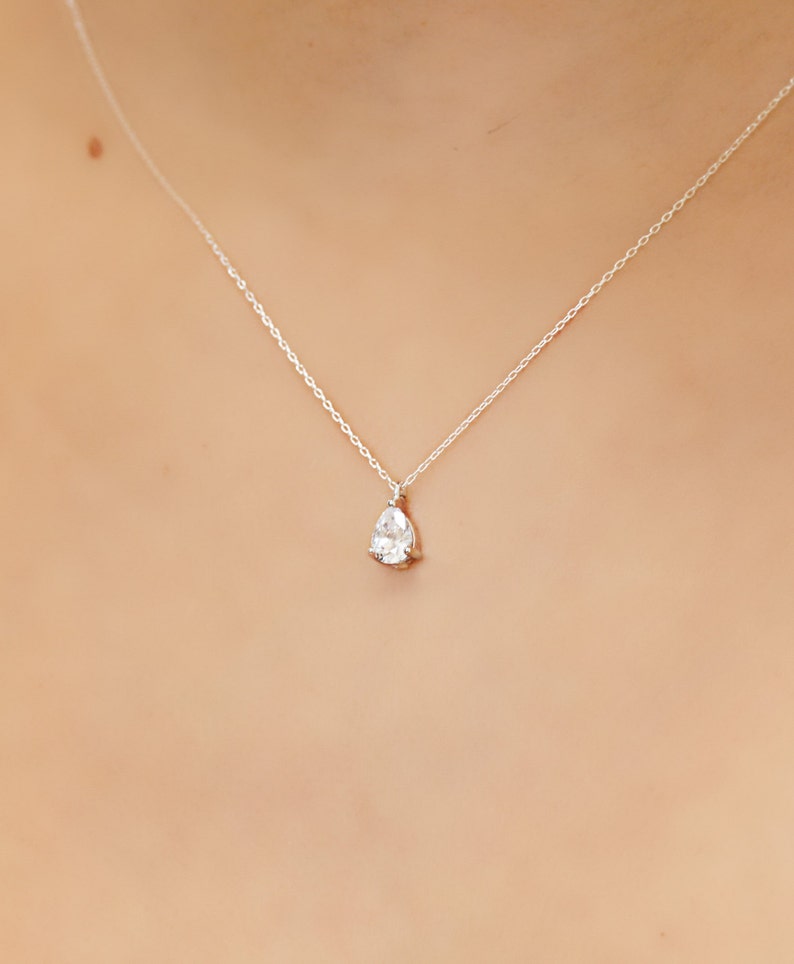 Minimalist Crystal Solitaire Wedding Necklace Bridesmaid Etsy