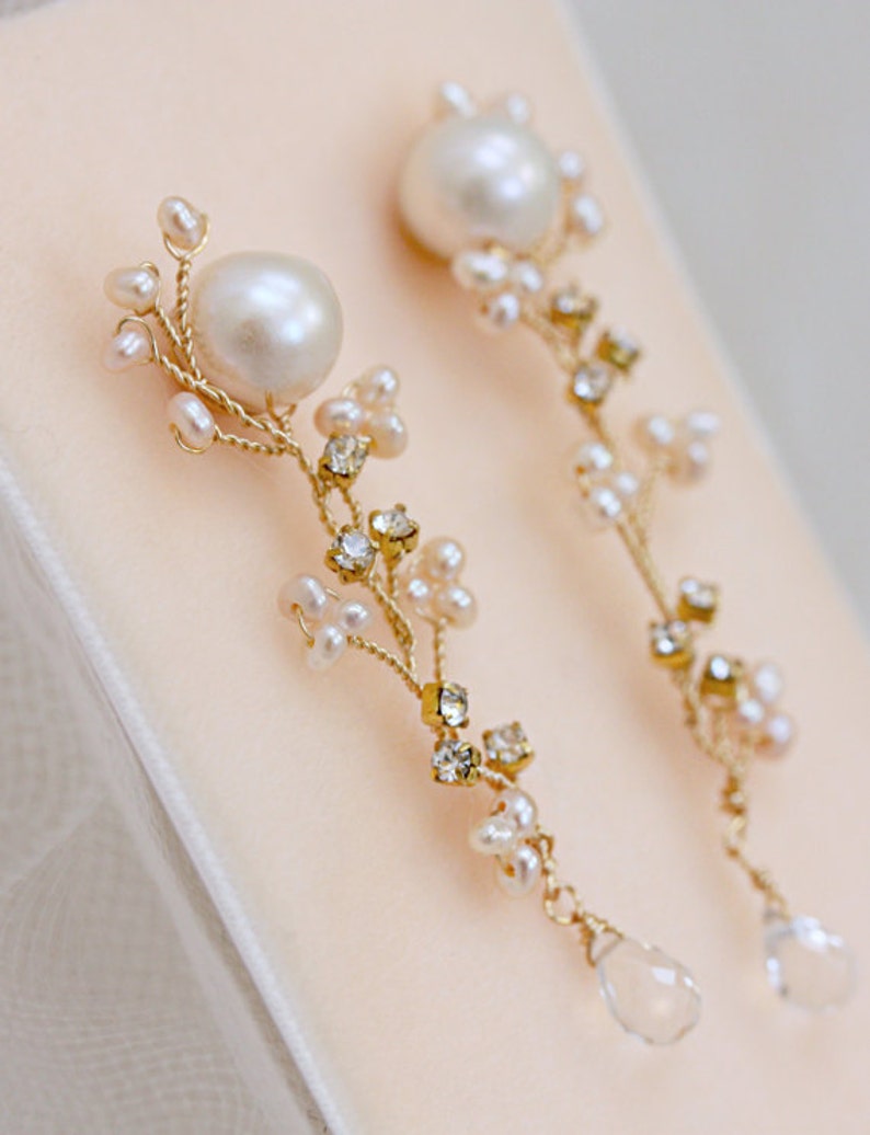 Delicate Rose Gold, Freshwater Pearl and Crystal Wedding Necklace image 3