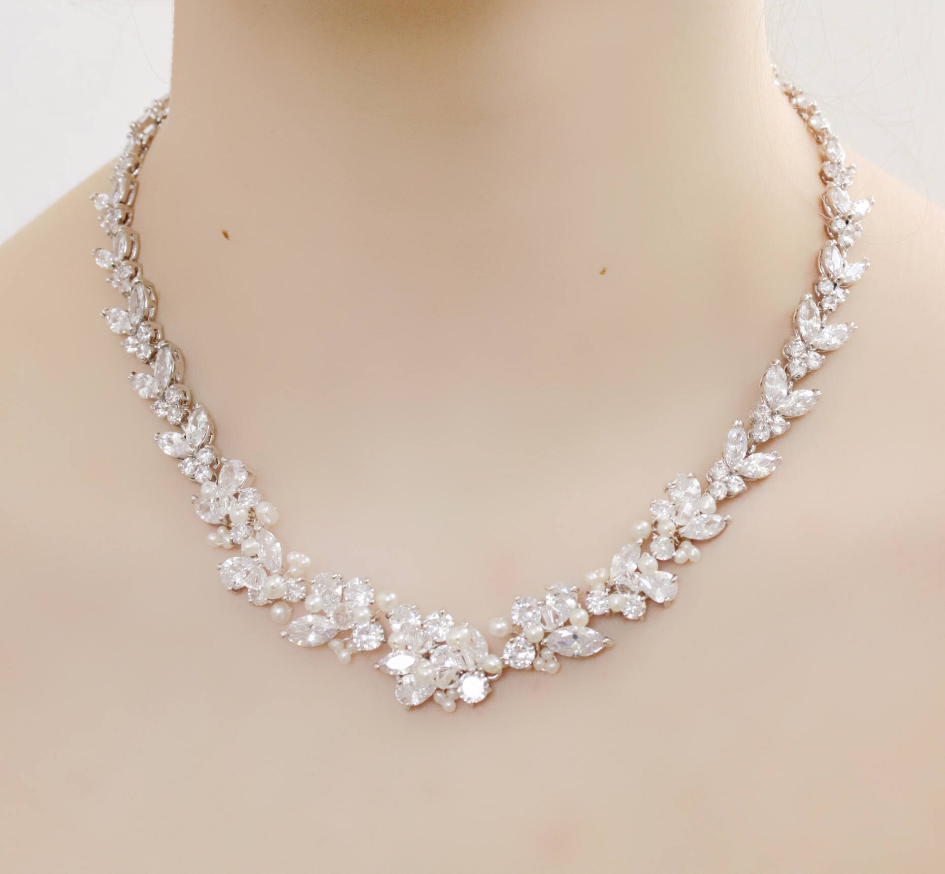Bridal Silver Rhinestone, Freshwater Pearl, and Swarovski Crystal Wed…