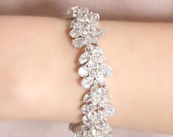 Funkelnder Cubic Zirkonia Kristall Braut Armband - Statement Hochzeitsschmuck