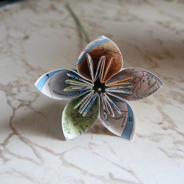 Map flowers - Set of 6 map flowers